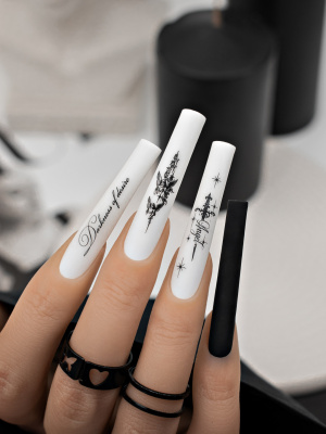 Слайдер-дизайн Кресты Готика castle core из каталога Цветные на любой фон, в интернет-магазине BPW.style